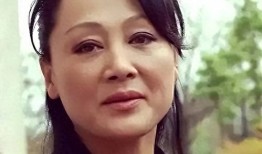 王姬现状：在美国生活女儿女婿住北京旧房坚持照顾33岁病儿子